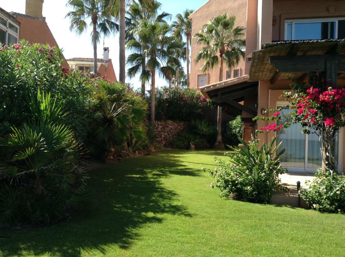 Urb Playa Azul 24 Βίλα Εστεπόνα Εξωτερικό φωτογραφία