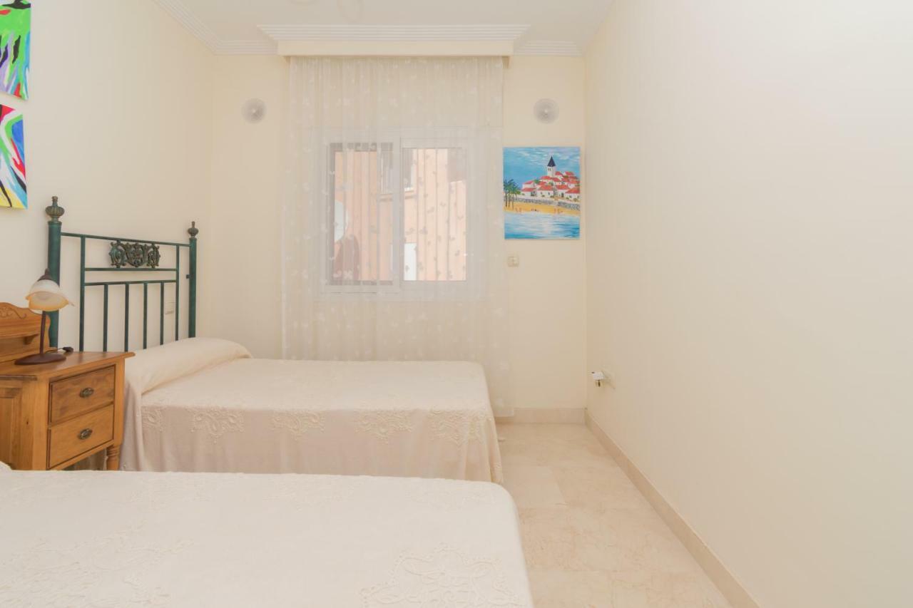 Urb Playa Azul 24 Βίλα Εστεπόνα Εξωτερικό φωτογραφία