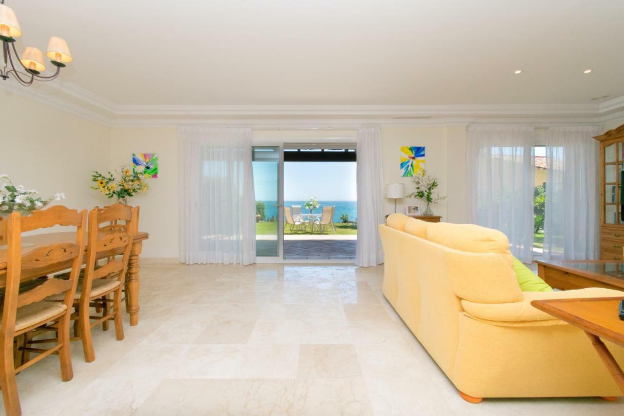 Urb Playa Azul 24 Βίλα Εστεπόνα Εξωτερικό φωτογραφία