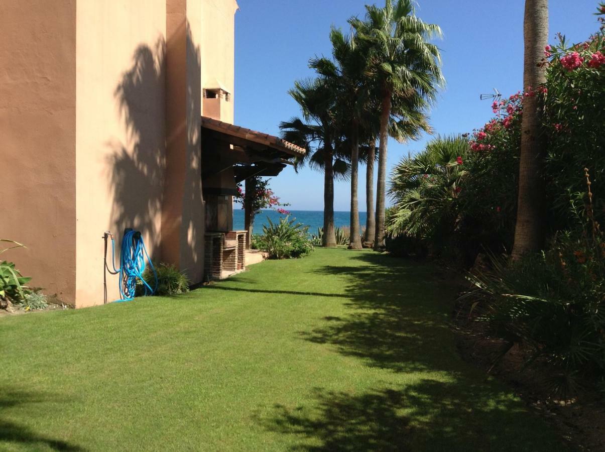 Urb Playa Azul 24 Βίλα Εστεπόνα Εξωτερικό φωτογραφία