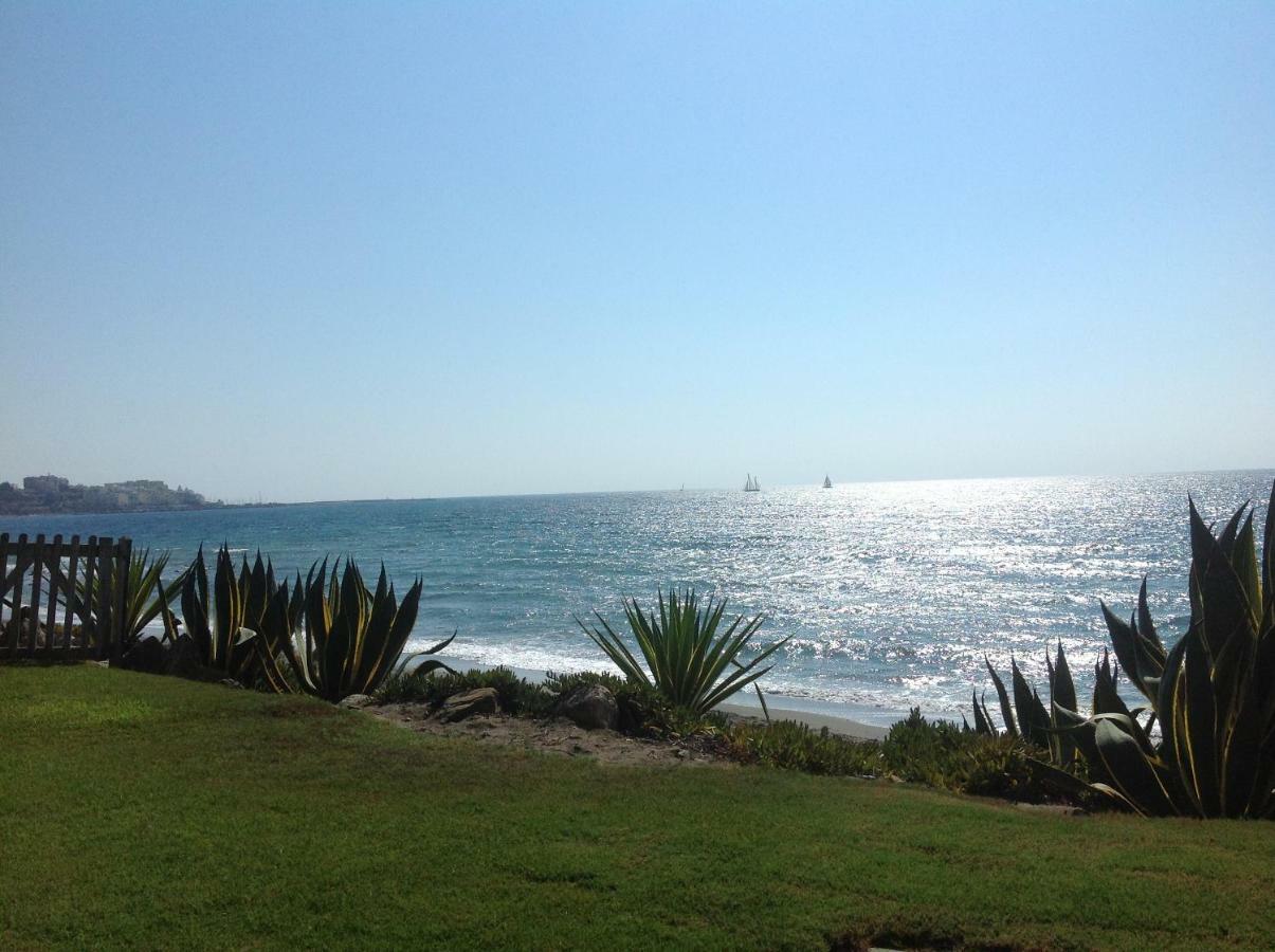 Urb Playa Azul 24 Βίλα Εστεπόνα Εξωτερικό φωτογραφία